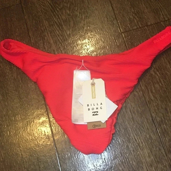 Billabong Red Tanlines Hike Ribbed Bikini Bottoms Size XL NWT - Picture 5 of 7